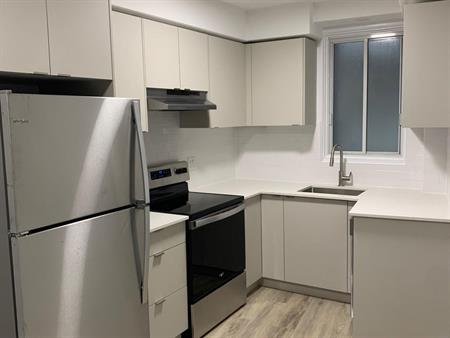 326 - 1 Bedroom - 1255 Sherwood Crescent, Mount Royal