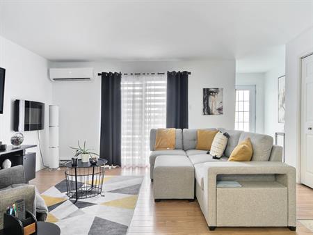 4 1/2, Lévis, Foyer, Libre 1er Juillet