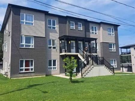 Superbes 4½ Spacieux