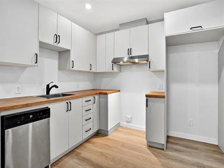 Appartement Ville-Marie (Centre-Ville, Vieux-Montréal) À Louer