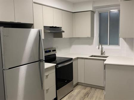 224 - 1255 Sherwood Crescent, Mount Royal