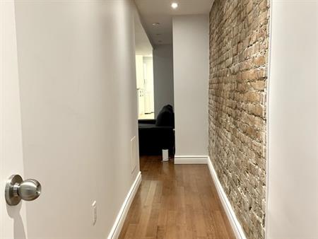 Downtown - Superb 3 1/2 Furnished