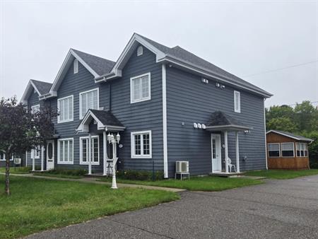 Logement Style Condo