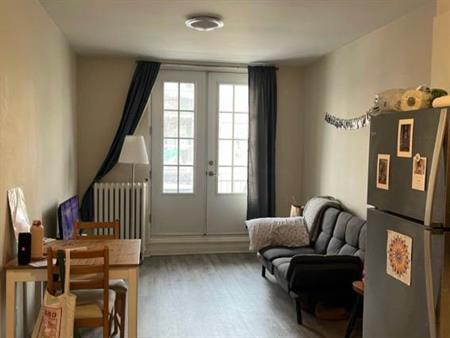 3½ lumineux - 1er juillet- 6697 Christophe-Colomb – 650 pi²