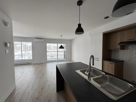 5 1/2 à louer - 1er septembre 2026