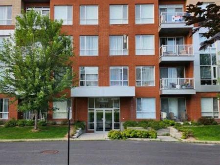 🏢 Grand 3½ moderne avec stationnement intérieur – Disponible 1er juillet – Saint-Hubert