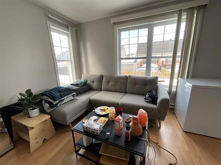 1 CH - 1 SDB - Québec - $1,275 /mo