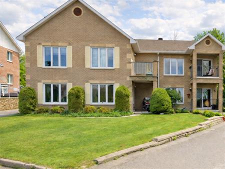 MAGNIFIQUE 4½ | FLEURIMONT | RÉNOVÉ