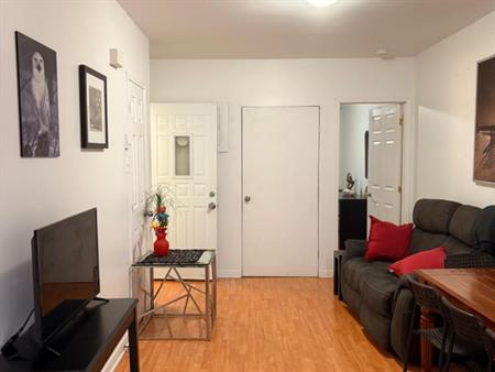 Meublé Et équipé Près Du Métro Viau