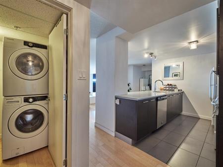 4 1/2, 1 990$/mois **Promotion mensuelle si emménagement avant 15 avril**