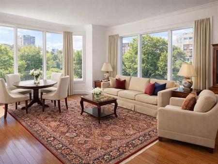 4 1/2 Apartment for rent- Ville St-Laurent- near REM- Indoor parking