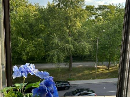 $3,200 Condo 2 CAC à louer/2 BR for rent-Côte-des-Neiges