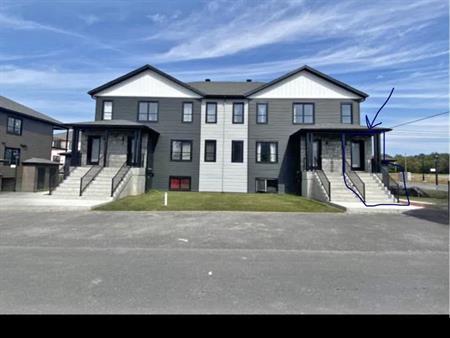 5 1/2 à Louer - Premier Mois Gratuit