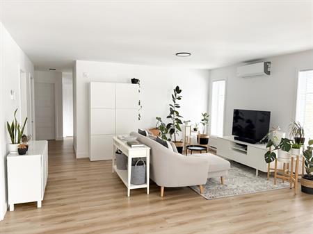 Grand 4 1/2 Au Plateau McCrea