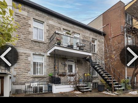 Charmant Appartement à Louer