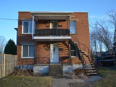 5 1/2 Au Rdc D'un Duplex