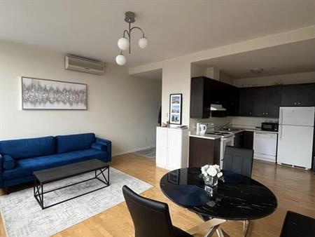 Location 3 ½ Meublé & Équipé