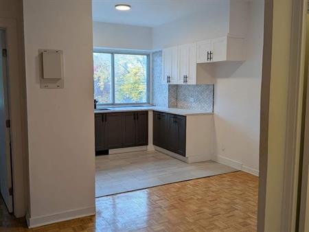 2 CH - 1 SDB - Dorval - $1,600 /mo