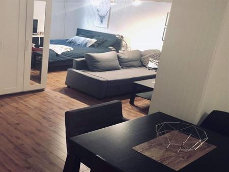 CDN – Superbe studio - Bienvenue aux étudiants