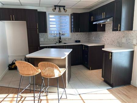 3 1/2 au rez-de-chaussée d'une maison privée à chicoutimi sur la rue Thérèse-Casgrain