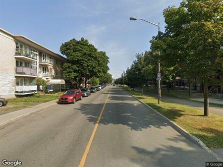 Appartement 4 1/2 $1002