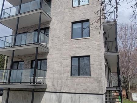 2 CH - 1 SDB - Québec - $1,517 /mo