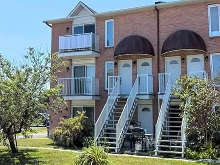 2 Ch Rénové Gatineau, Libre