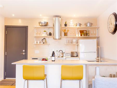 Superbe Studio Près Du Métro Laurier