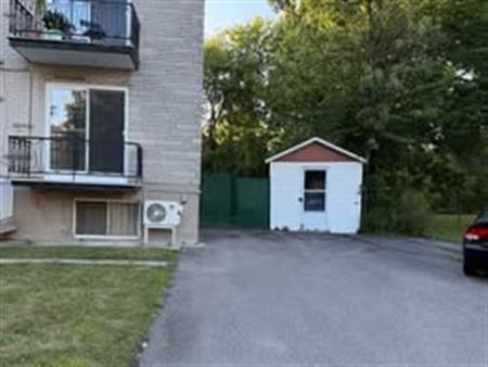 41/2 A Laval Dispo 1 Oct 2025 Internet 1