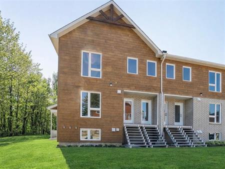 Oasis (Gatineau) Magnifique 4 1/2