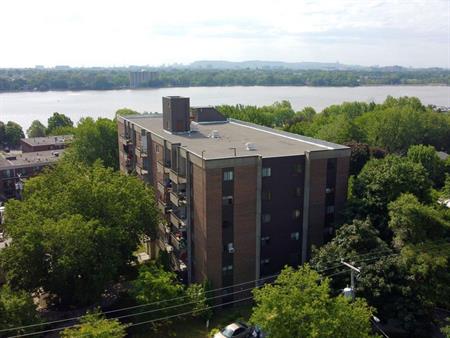 2-bedroom - 1700 Boulevard Lévesque Est, Laval