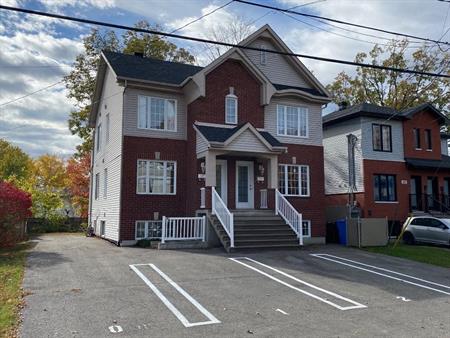 4-1/2 DEUX-MONTAGNES station REM Grand-Moulin