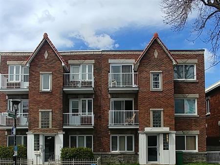 3 1/2 chambre ouverte- sur la Rue Bélanger (H1T 1B4) ; 3 1/2 open room