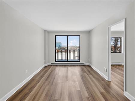 VILLERAY - 1 chambre 1 salle de bain TOUT INCLUS 1575$ par mois