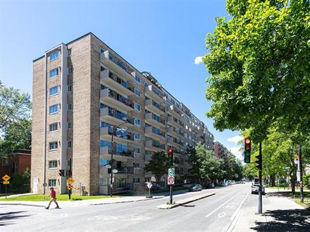 1 Bedroom - 25 Avenue Vincent-D'Indy, Montréal