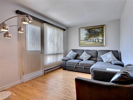 Magnifique 41/2 Au 2e étage