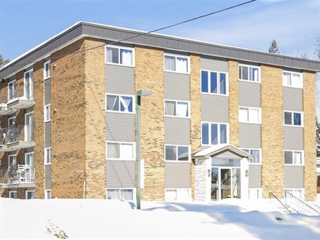 96-1 - 96 Boulevard Du Mont-Bleu, Hull