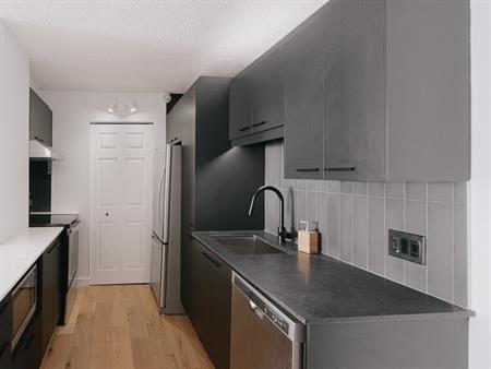 OSTRA Appartements 3 ½ Entièrement Meublé à Louer Saint-Jean-Baptiste Juillet 2026