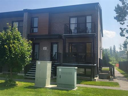 63 Rue De Liverpool (Hull) Grand Logement Tout Près D'Ottawa