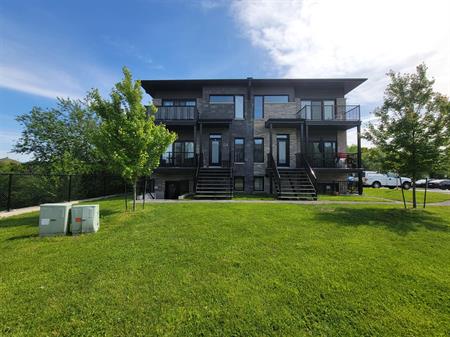 214 Rue De La Frégate (Gatineau) Grand Logement Secteur Calme