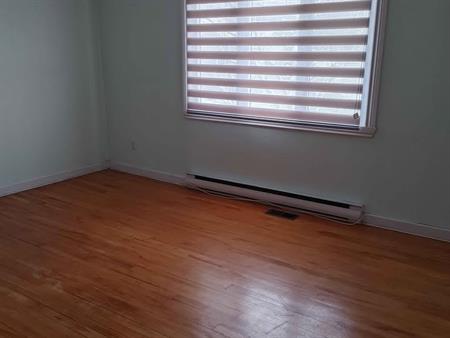 4 1/2 En Location à Hull