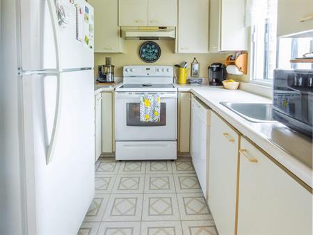 2 CH - 1 SDB - Montréal - $1,700 /mo