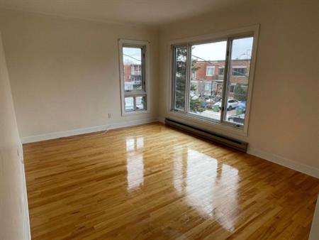 Grand 5 1/2 rénové