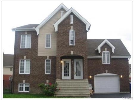 Bel Appartement Dans Un De 3 Logis