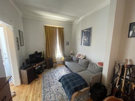 Petite Italie - 3 1/2 Avec Cour Arrière