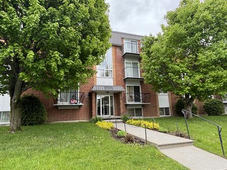 BEAU 4½ |FLEURIMONT|CHAUFFAGE-EAU CHAUDE