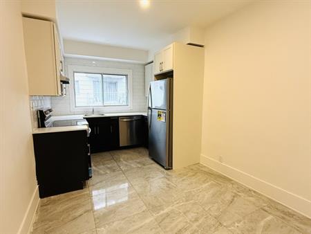 3 ½ Entièrement Rénové En 2025 – Secteur