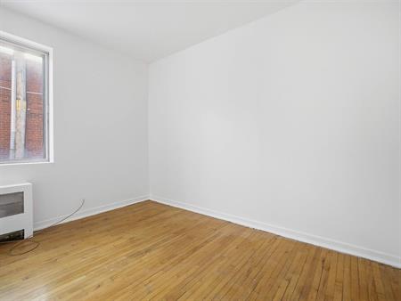 3 CH - 1 SDB - Montréal - $1,800 /mo
