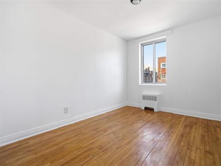 3 CH - 1 SDB - Montréal - $1,800 /mo