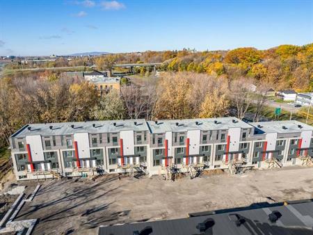 Superbe 5 ½ à Louer